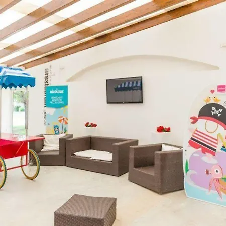 Alimini Smile Village Lägenhetshotell Otranto