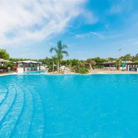 Alimini Smile Village شقة فندقية *